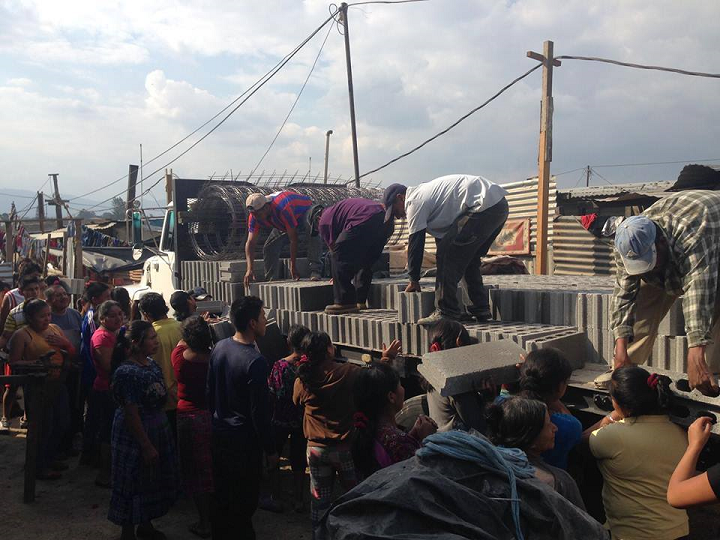 Guatemalan community building together